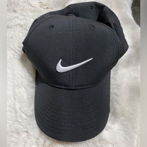 NIKE HAT